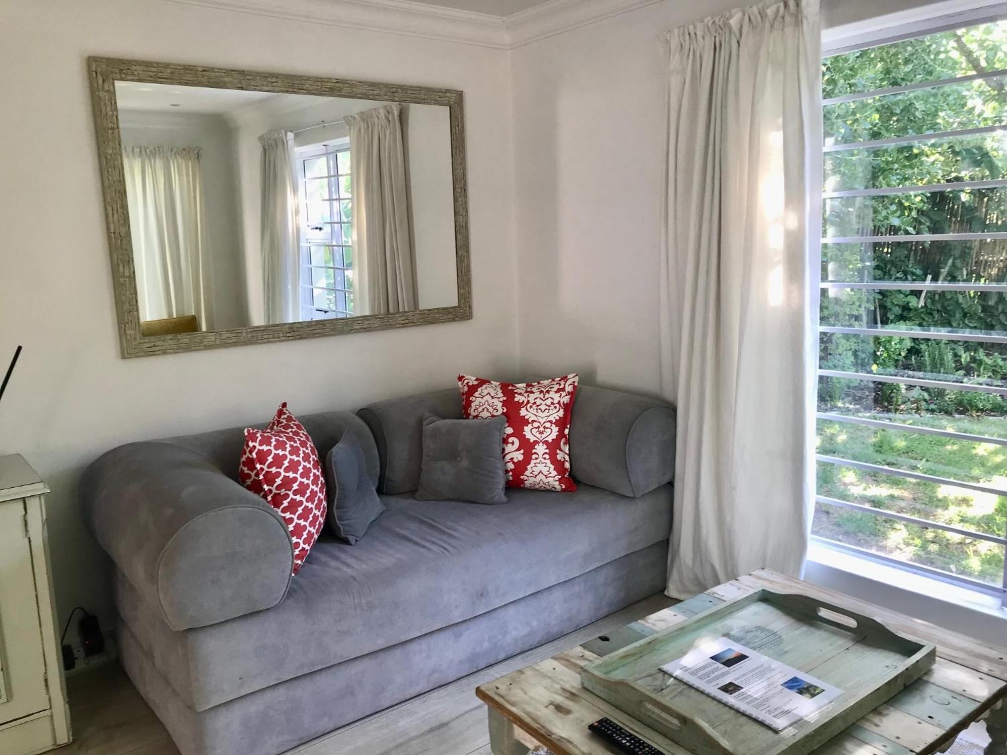 Sunset Beach Living Guesthouse Кейптаун Екстериор снимка